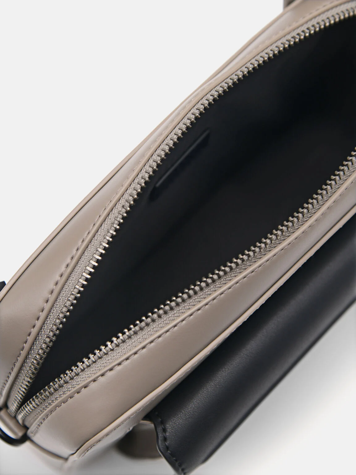 Túi đeo chéo phom chữ nhật hiện đại Sling - Nâu Xám - Ảnh 2